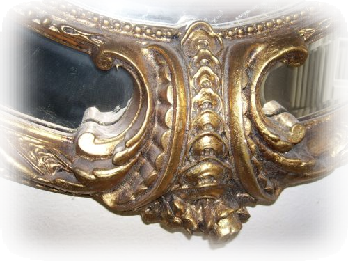 Les Saisons Bed and Breakfast tariff baroque mirror